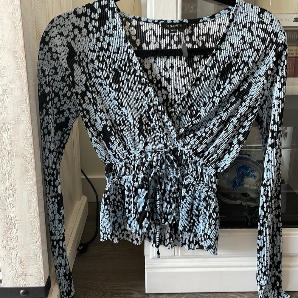 Spring top - Picture 2 of 4
